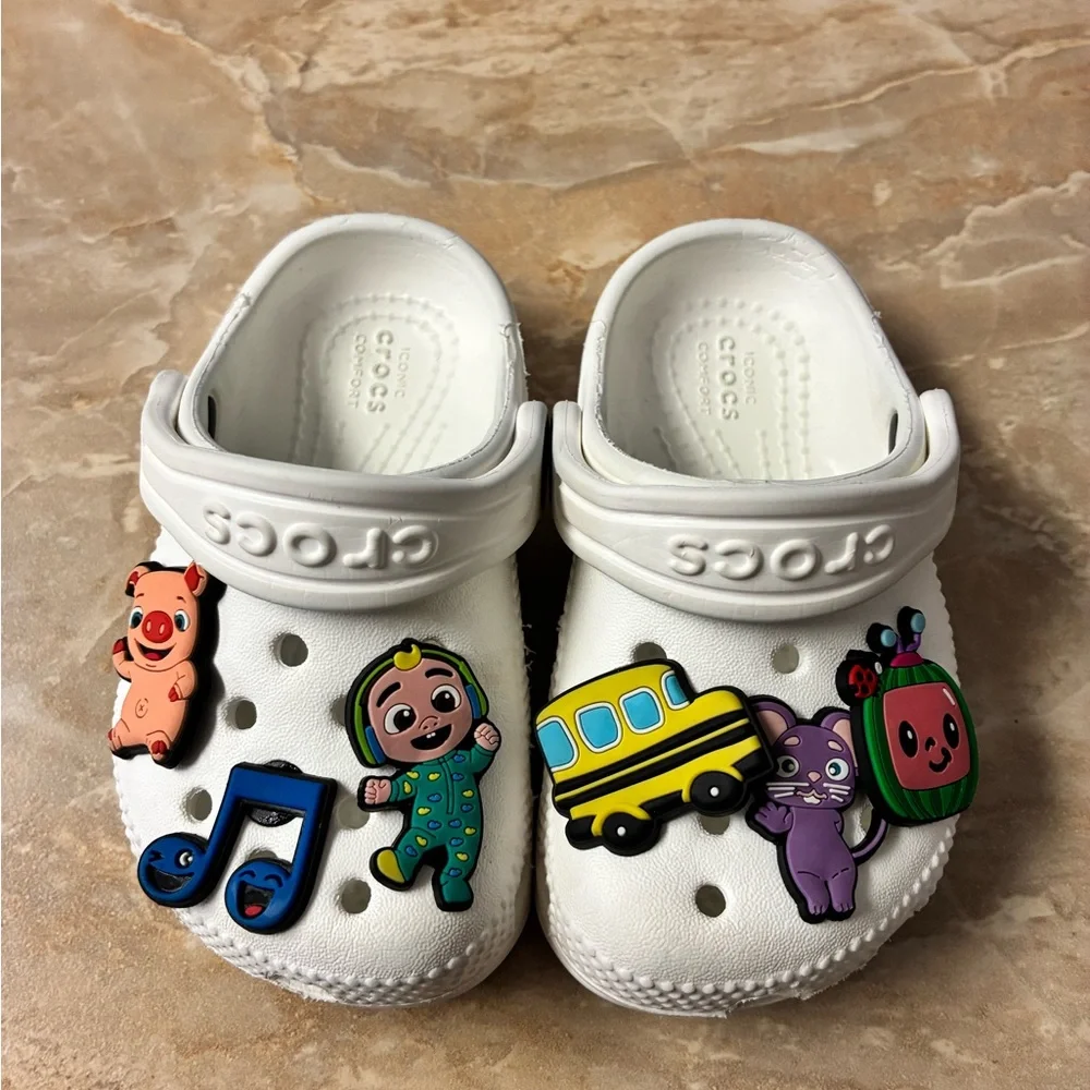 Toddler size 5 CROCS Clogs White Sandals with Cocomelon Charms